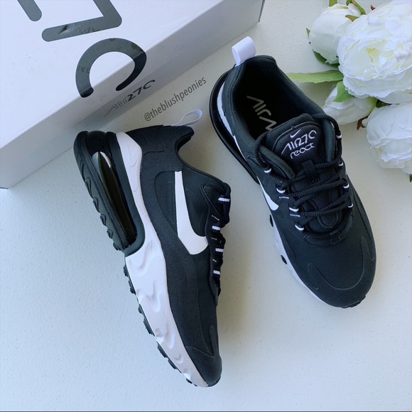 Nike Air Max 270 React Black and White NWT - Picture 3 of 11